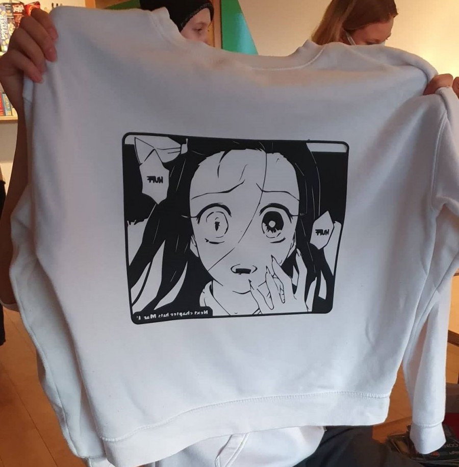 Anime peysa