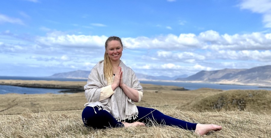 Fjölskyldujoga Fjölskyldujoga