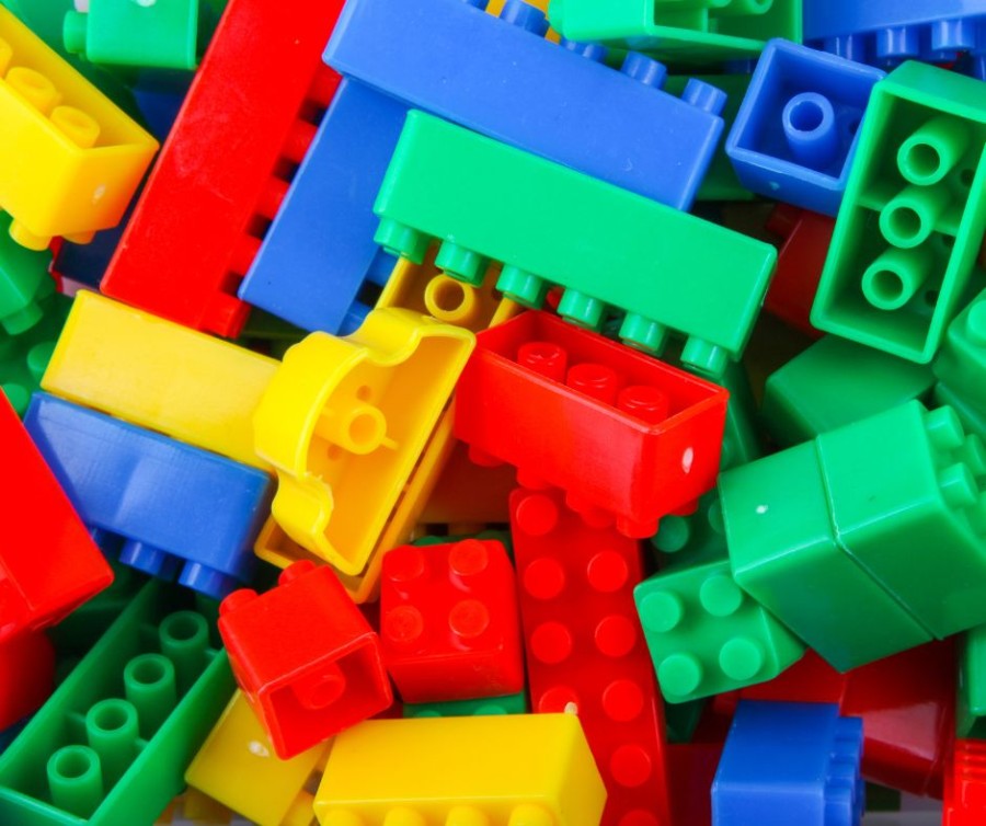Litríkir LEGO kubbar