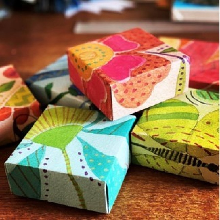 Nokkur origami box með blómamunstri