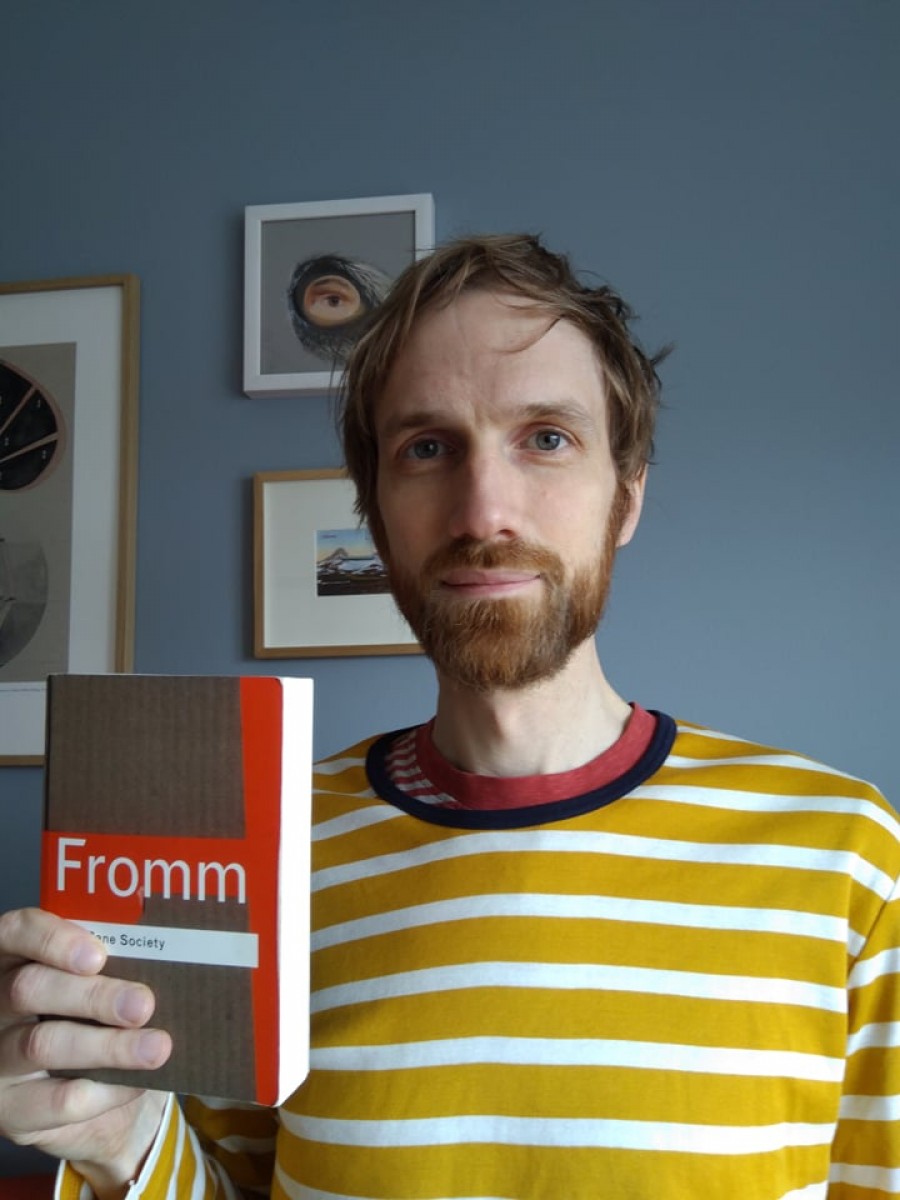 Tónlistarmaðurinn Mikael Lind er lesandi vikunnar