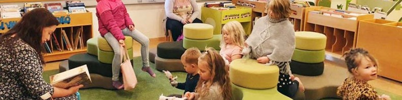 Sögustund í Gerðubergi Sögustund í Gerðubergi